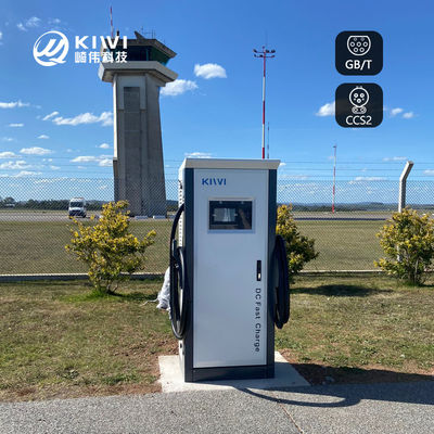 Chargeur de véhicules électriques de type 2 CCS de 120 kW pour le parking des supermarchés