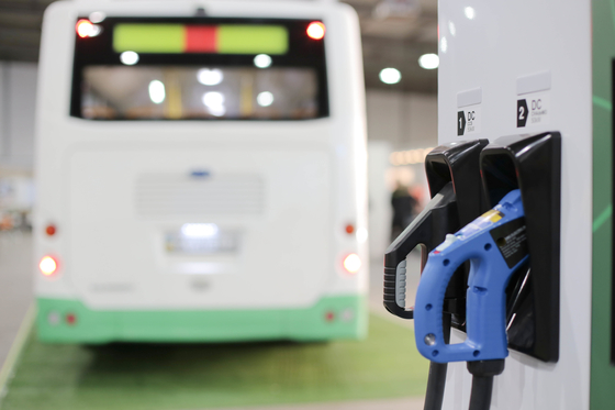 Type 1 2 Ccs Chargeur de voiture de véhicule électrique Tableau horaire Crédit d'impôt Coût de subvention Puissance de sortie à la demande