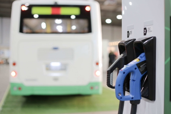 Stations de recharge rapide de 150 V à 1000 V pour voitures électriques