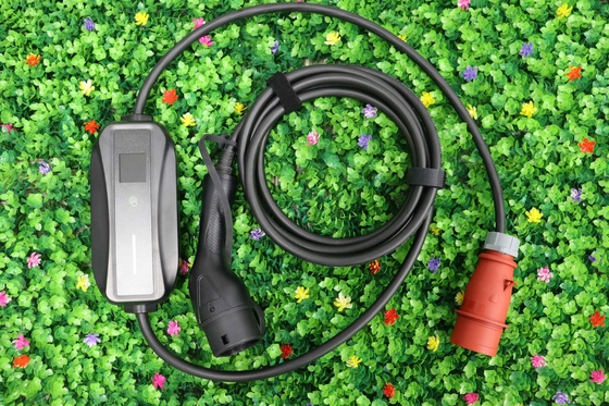 Station de recharge pour voiture de 220v Ev Chargeuse 380V 3.5KW 7 KW 11KW Charge en mouvement