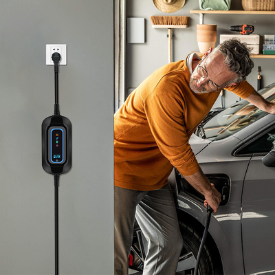 Tesla Modèle 2 3.5kw Ev Chargeur de niveau 1 Plug In Chargeur de sortie de courant 16A Portable pour l' hôtel