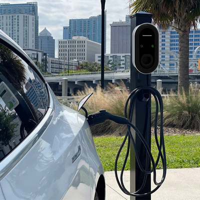 32A Chargeur de voiture électrique de type-1/type-2/GB/T pour une charge rapide en tension d'entrée de 200-220v
