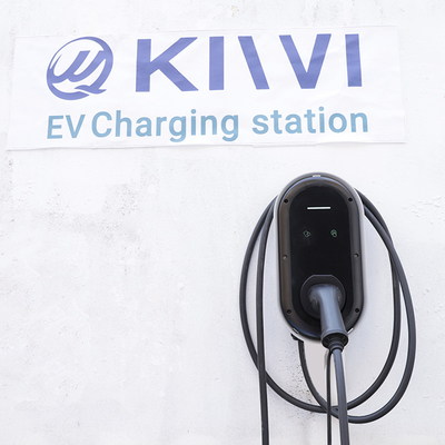 Station de recharge Wifi pour véhicules électriques de 7 kW avec détection d'isolation et connexion de type 2