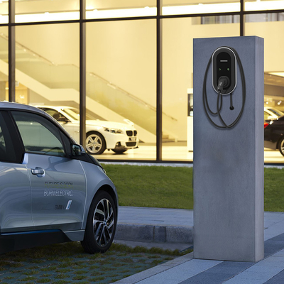 Chargeur électrique rapide KIWI 22KW monté au mur/colonne pour tension d'entrée et câble de type 380v 1 2