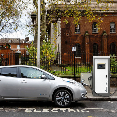 Chargeur rapide en courant continu CCS à GBT Voltage de sortie de 120 kW pour station de recharge de véhicules électriques de stationnement d'hôtel
