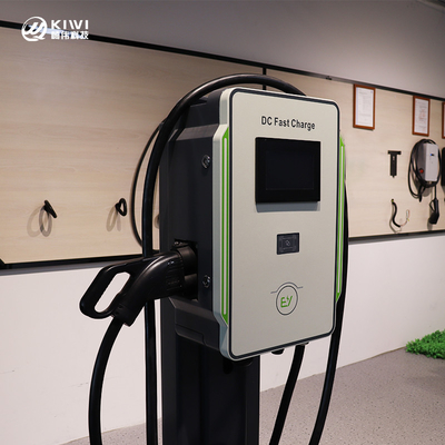 Pile de recharge pour voiture électrique OEM Niveau 3 Monture murale 30kW DC Chargeur rapide CCS1 CCS2 GB/T