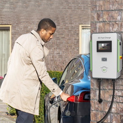 Chargeur rapide CC de 30 kW pour Hyundai Ioniq 5 au supermarché de la maternelle du parc d'attractions KIWI
