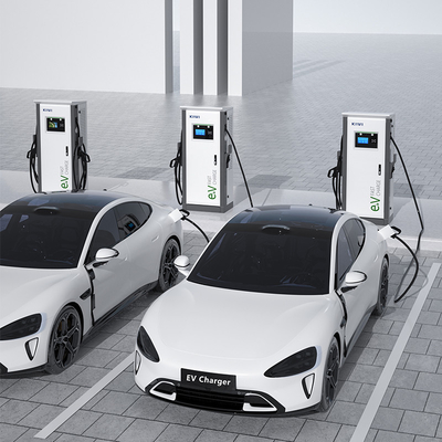 Hôtels Appartements 3 phases Dual Smart DC Fast EV Charger avec CCS1 CCS2 GB/T CHAdeMO Interface standard