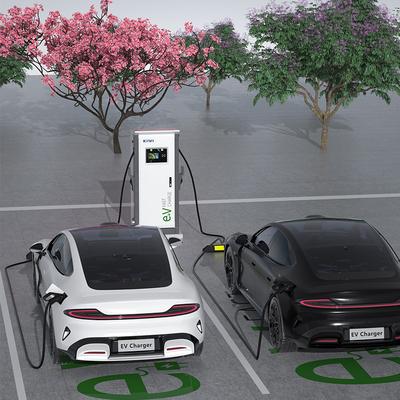 Hôtels Appartements 3 phases Dual Smart DC Fast EV Charger avec CCS1 CCS2 GB/T CHAdeMO Interface standard